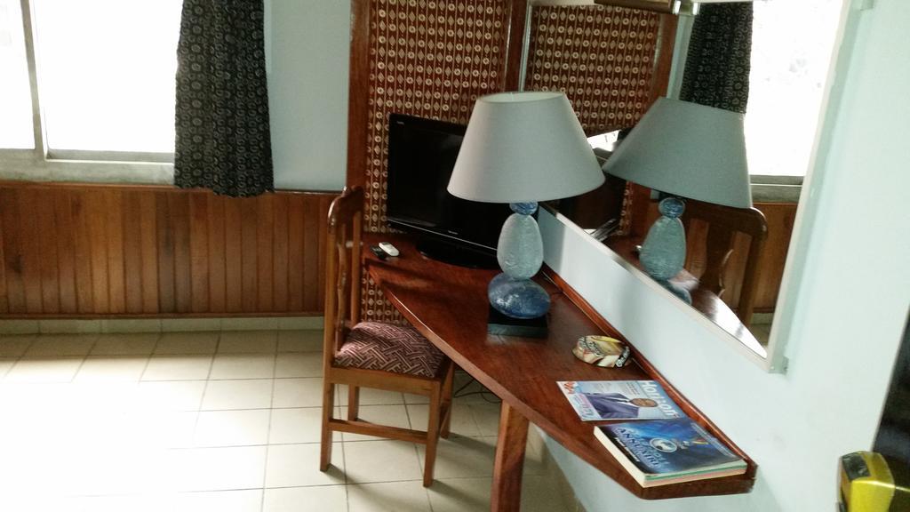 Saffana Hotel Douala Habitación foto