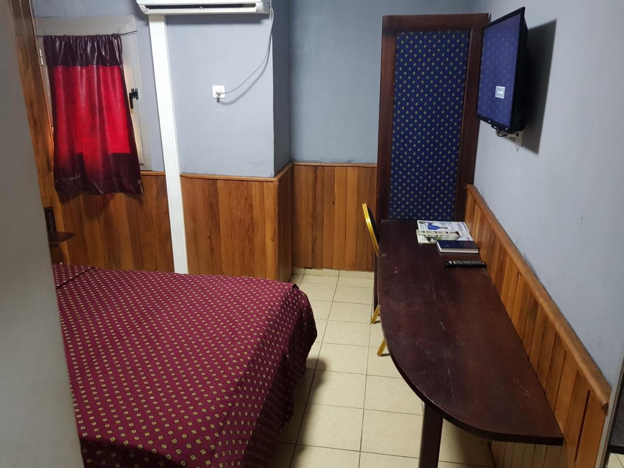 Saffana Hotel Douala Exterior foto